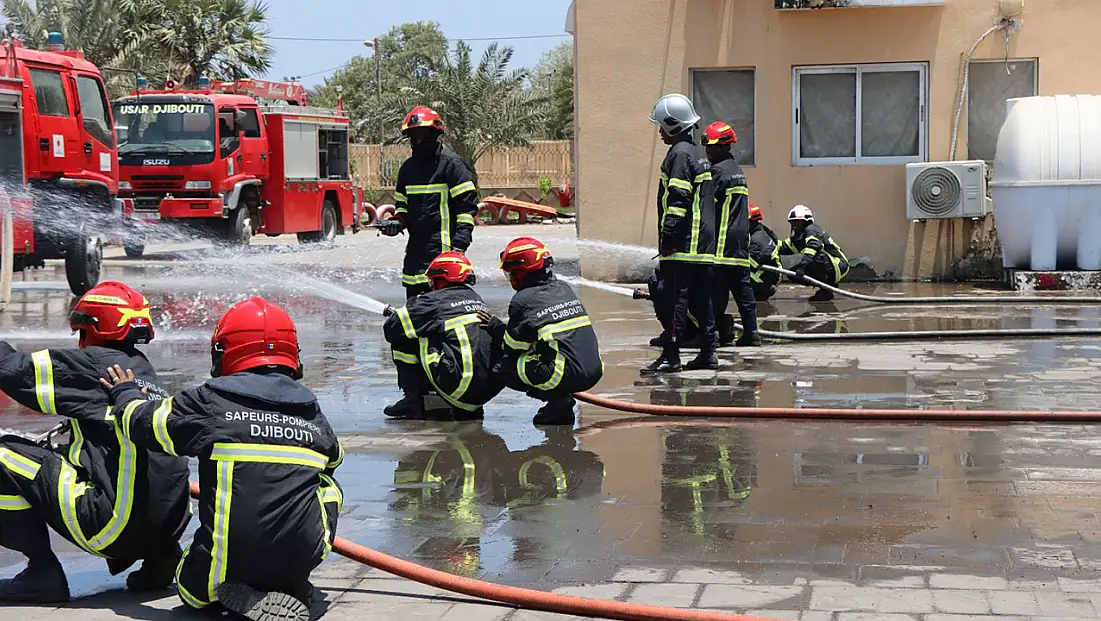 Afrika'nın itfaiyecilerini Konyalı kahramanlar yetiştiriyor
