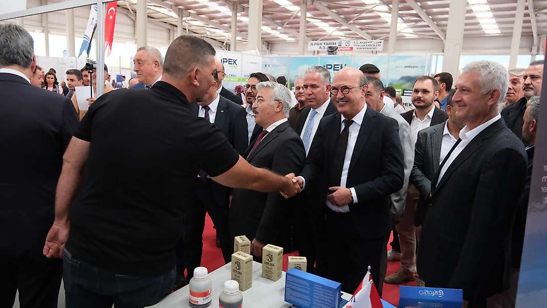 Akşehir’de tarım fuarı rüzgarı