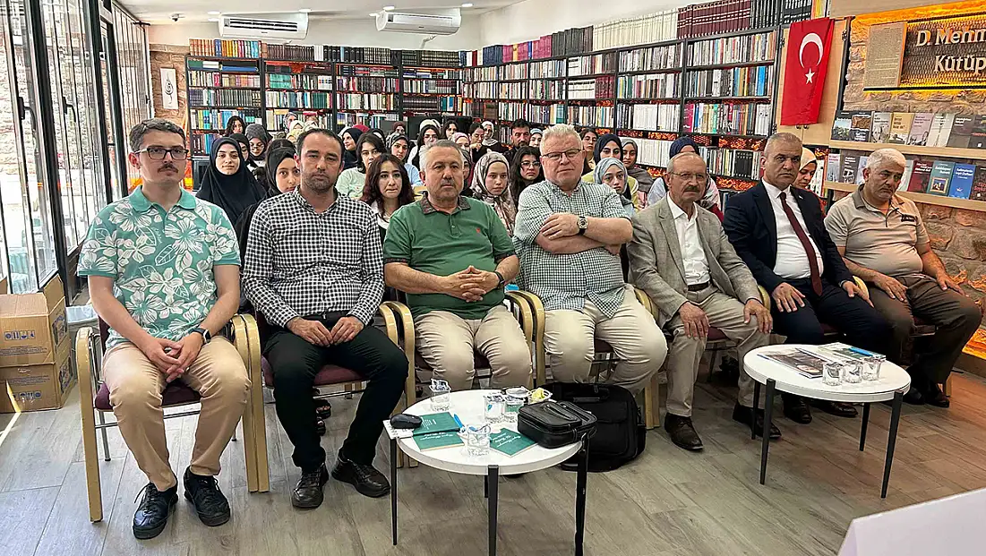 Anadolu Mektebi yılsonu panelleri TYB Konya’da yapıldı
