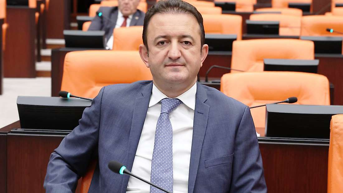 Bektaş: 30 Ağustos’ta Türk Milleti esaret zincirlerini söküp attı