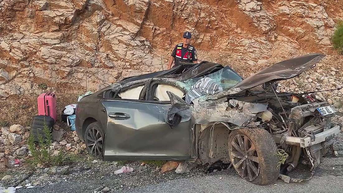 Konya-Antalya yolunda feci kaza: 1 ölü, 2 yaralı