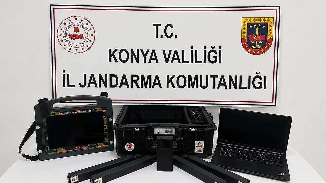 Konya'da definecilere suçüstü: Tam teçhizat yakalandılar