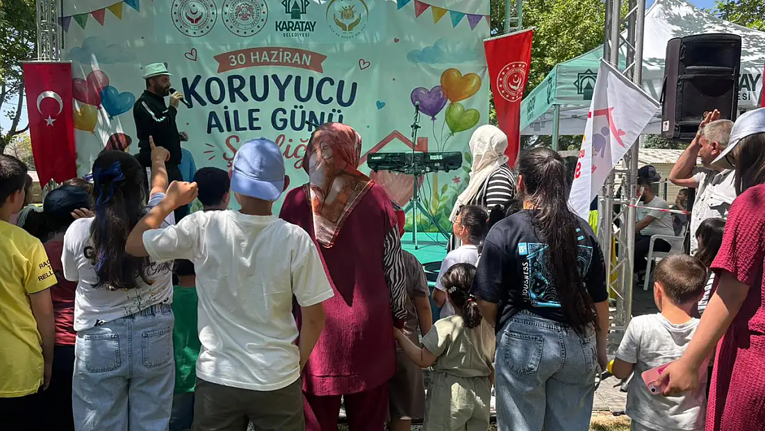 Konya'da kalpleri ısıtan etkinlik: Koruyucu aile günü kutlandı