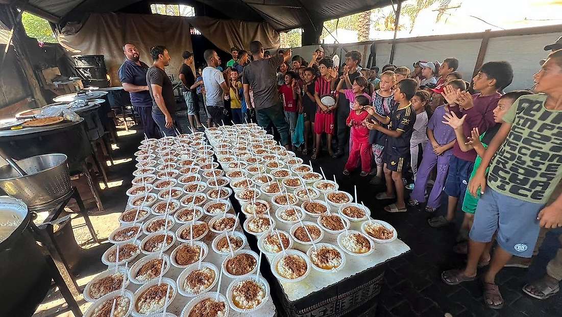 Konyalı hayırseverler kandilde Gazzelileri unutmadı