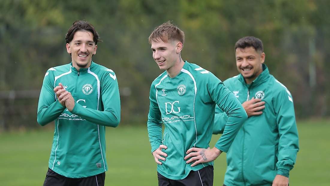 Konyaspor pas ve şut çalıştı