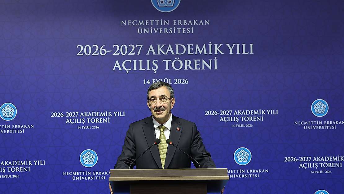 Cumhurbaşkanı yardımcısı, Konya'da gençlere ve üniversitelere seslendi