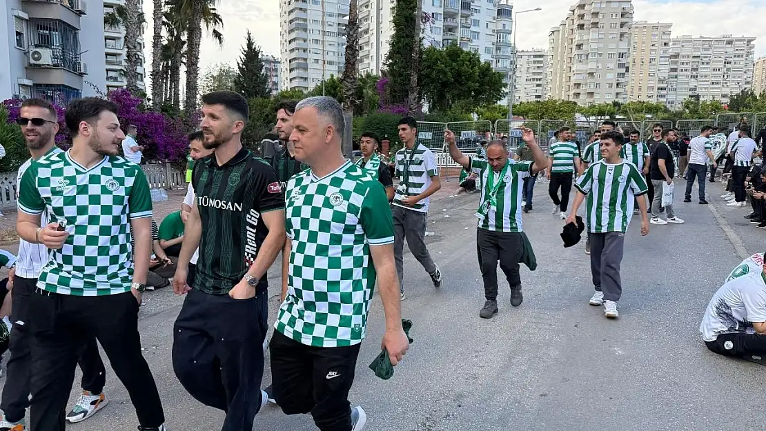 Konyaspor'lu taraftarların coşkusu arttı