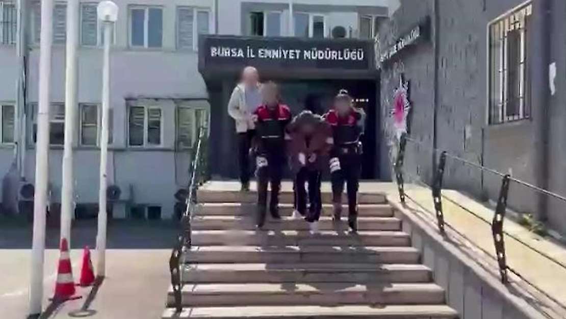TikTok canlı yayını kanlı bitti: Genç kadını yüzünden bıçakladı