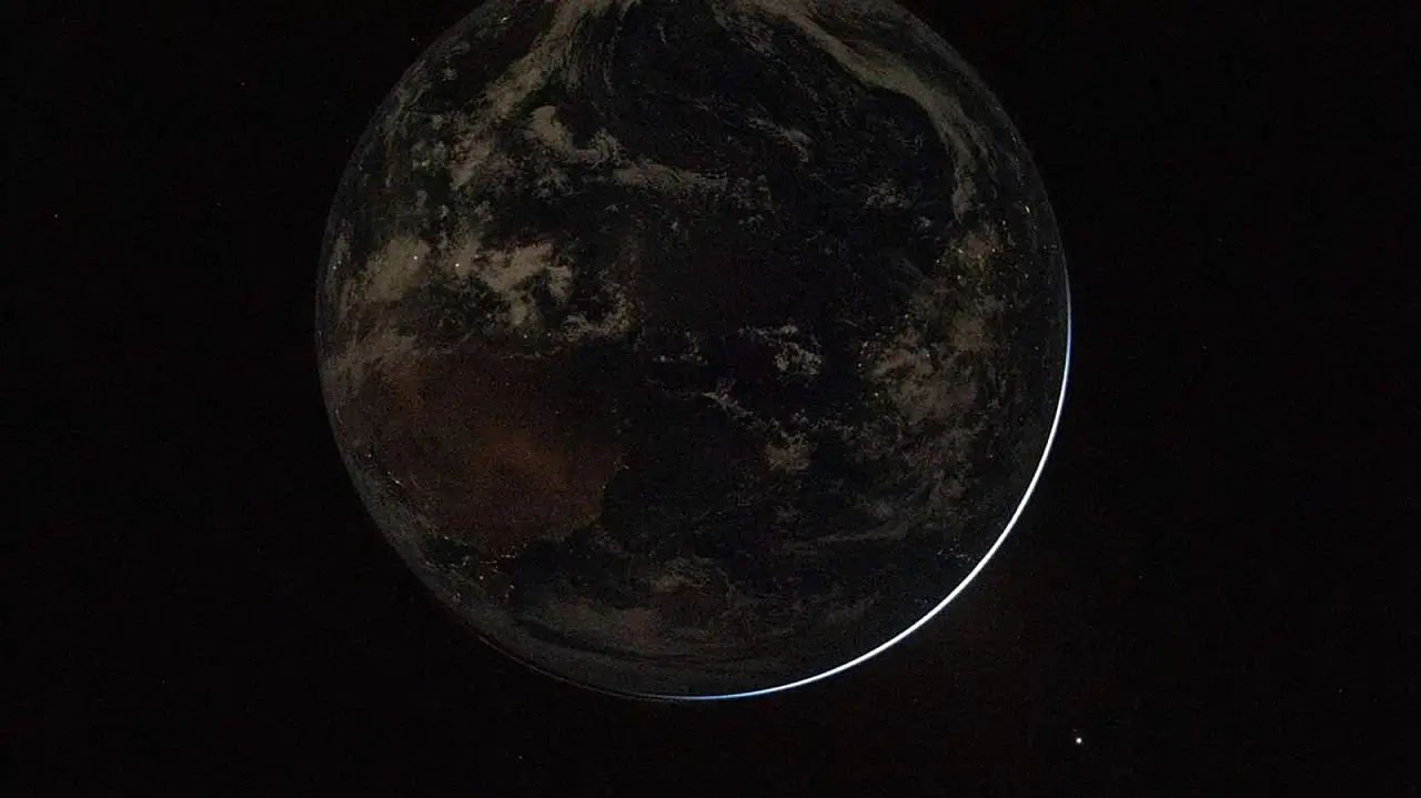 NASA, Dünya'nın uzaydan çekilmiş yeni görüntülerini yayınladı