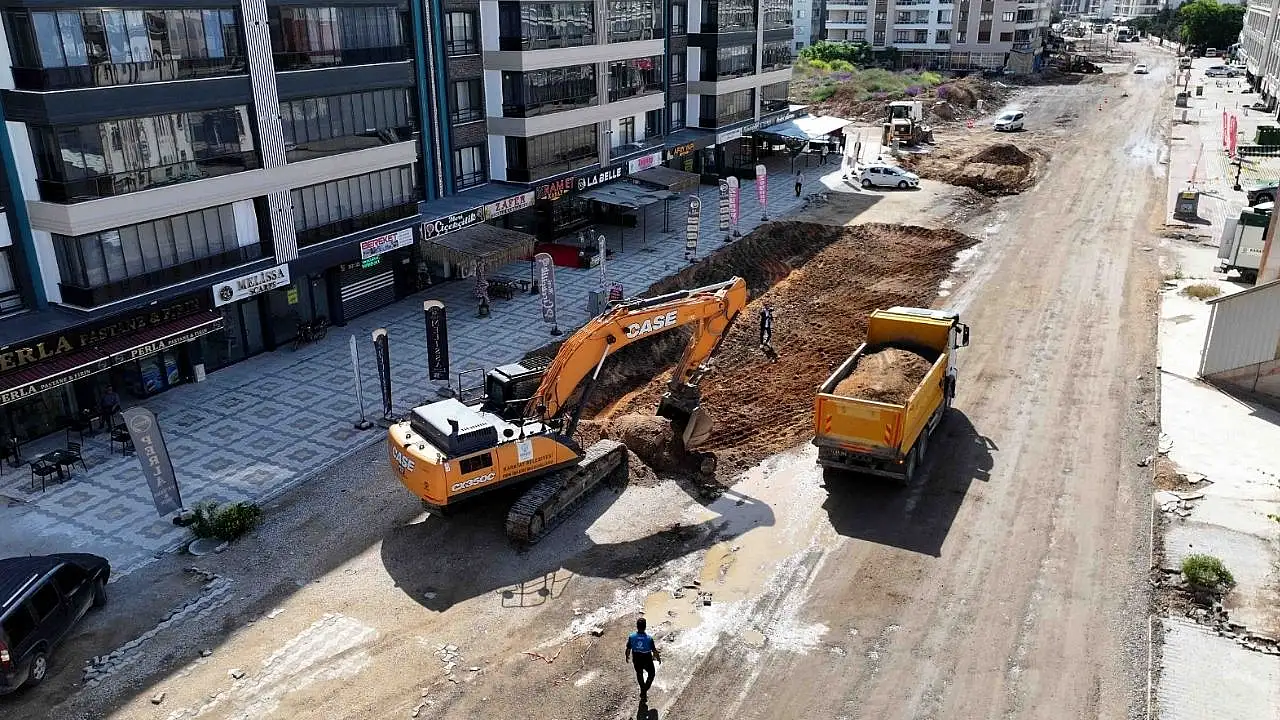 Karatay caddelerinde altyapı çalışmaları sürüyor