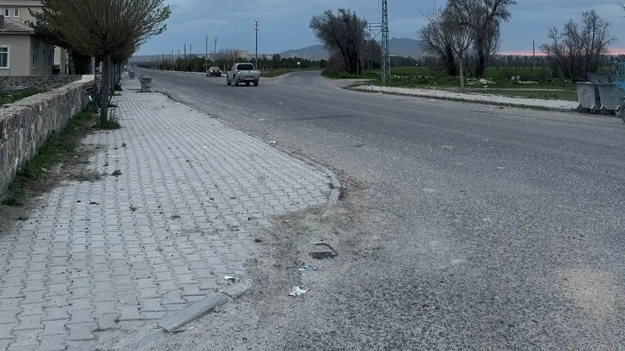 Konya'da feci kaza! Motosiklet yayaya çarptı