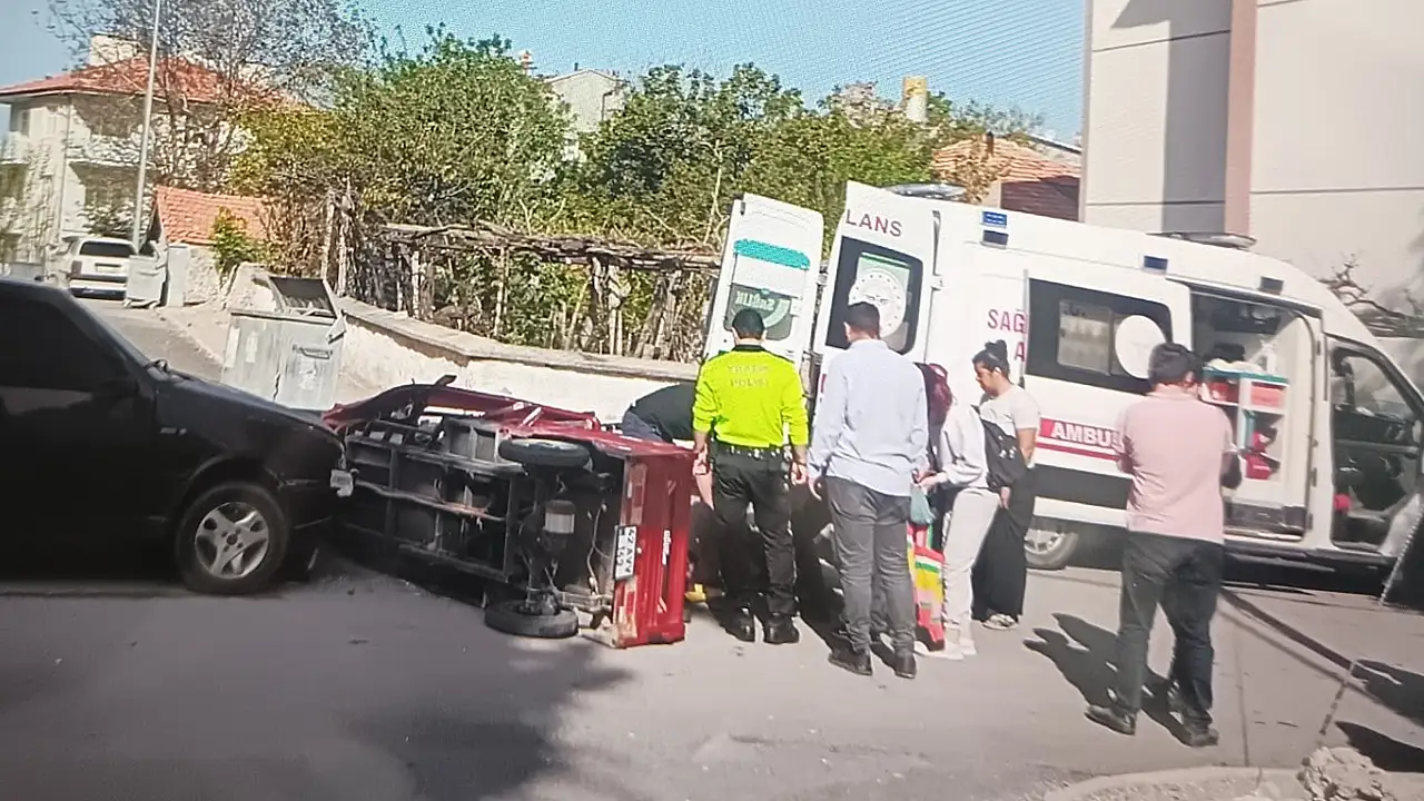 Konya'da kaza! Çarpışmanın etkisiyle motosikletten savruldu