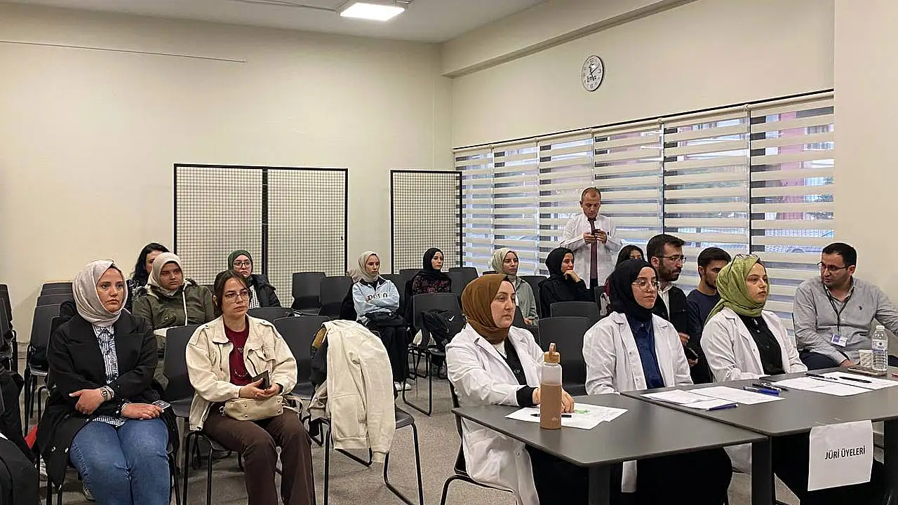 Konya’da münazara heyecanı başladı