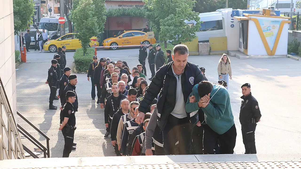 Konya dahil 33 ilde 8,7 milyar liralık vurgun! Suç örgütü çökertildi