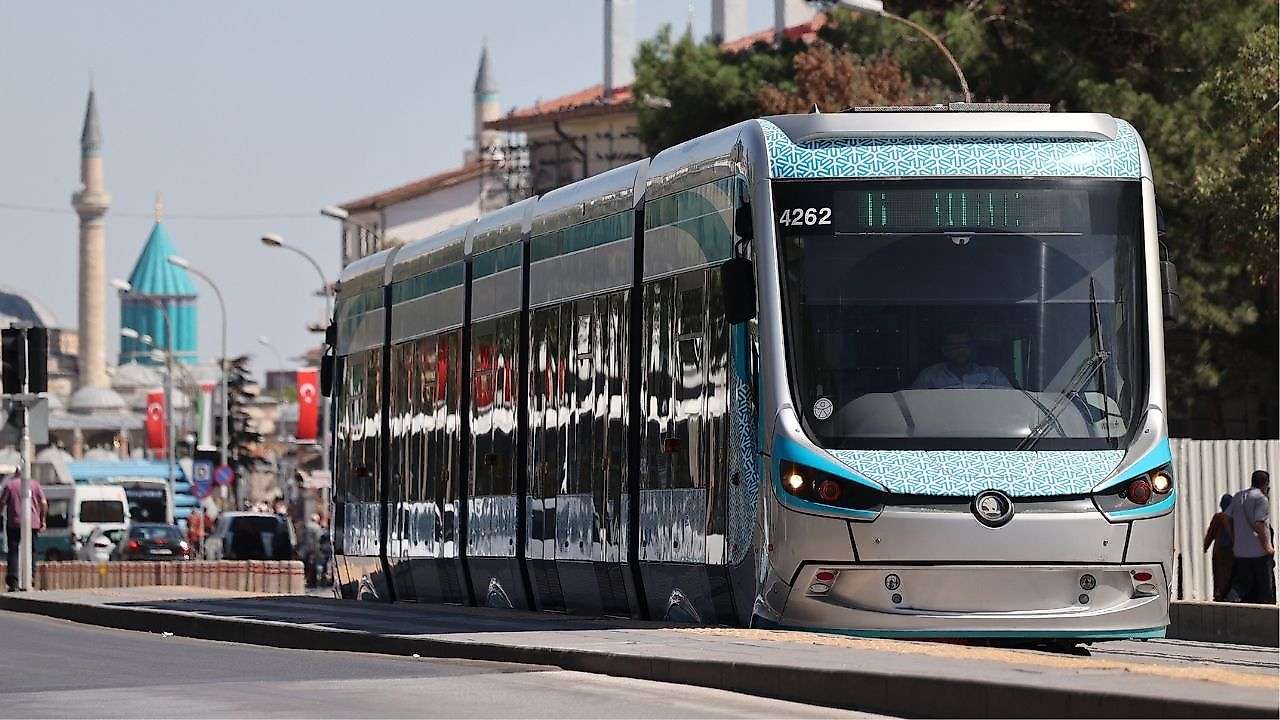 Konya’da tramvay seferlerine fırtına engeli! Seferlerde düzenleme geldi!