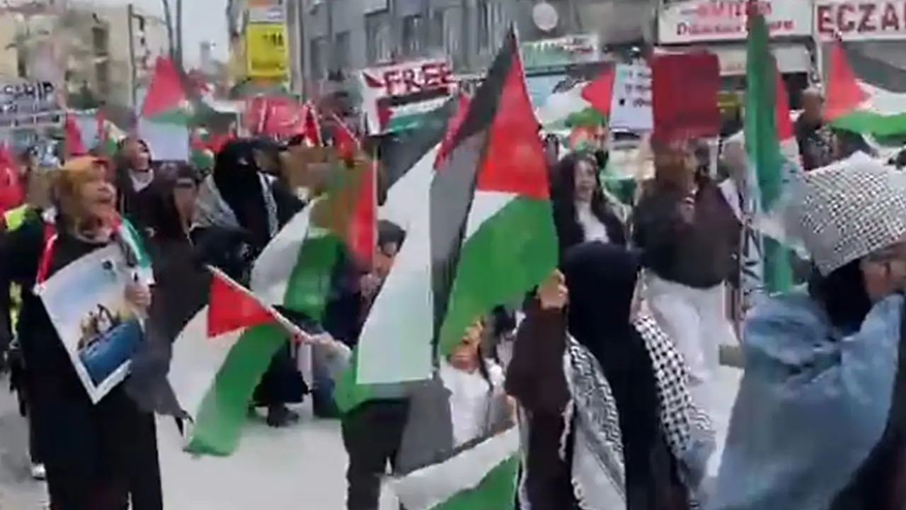 Konya'daki yürüyüş ses getirdi