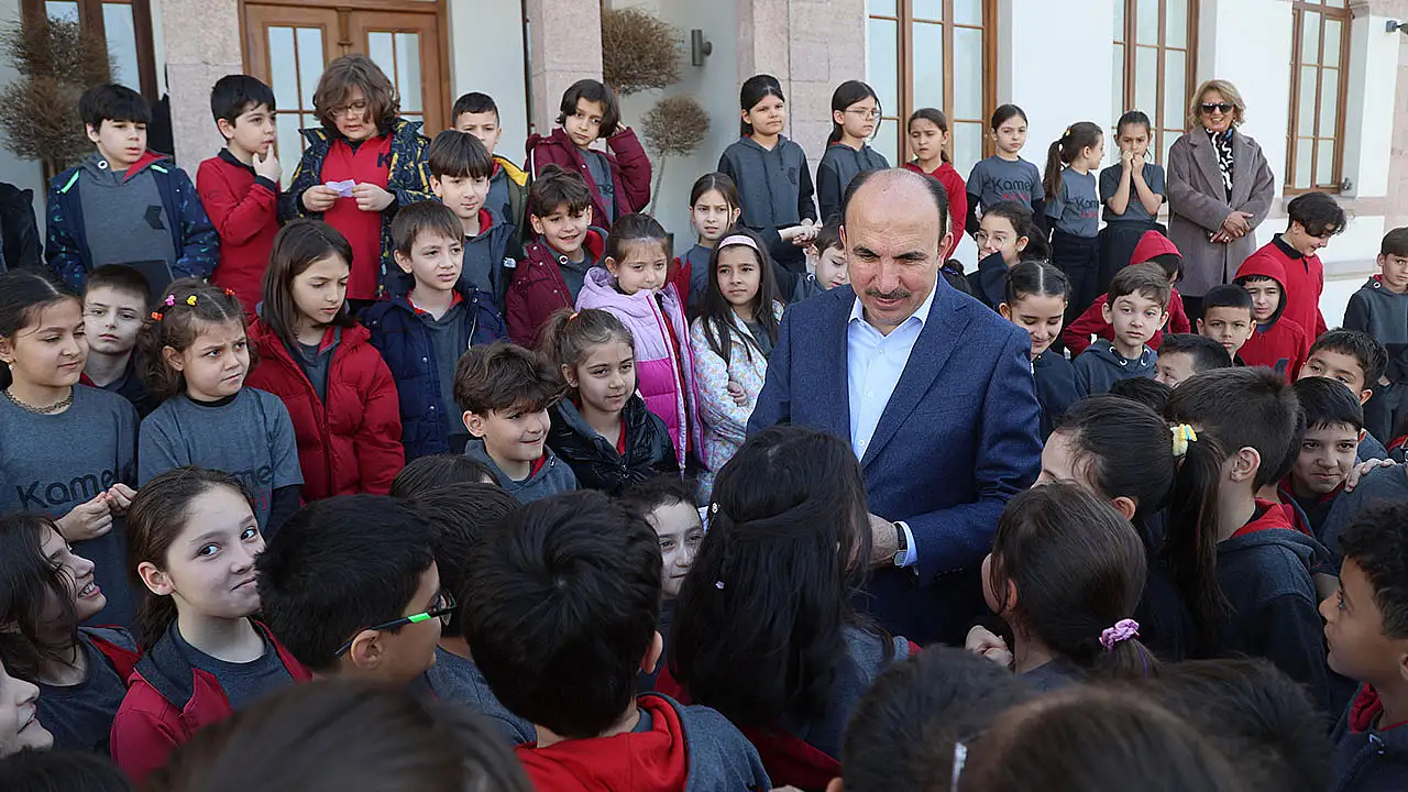 Başkan Altay öğrencilerle buluştu