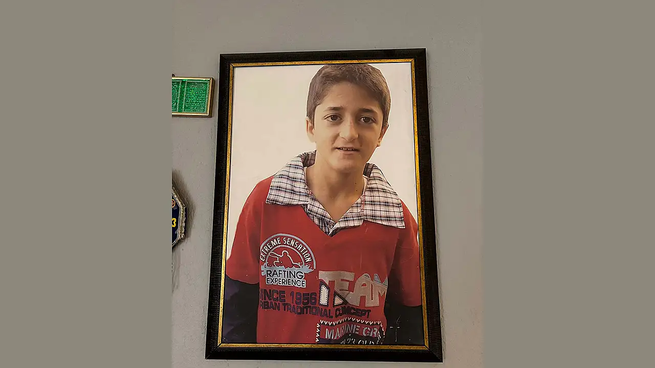 2013 yılbaşı gecesi İzmir Bornova’da evin çatısında vurulan 11 yaşındaki Arif Dallı'nın ölümü, 13 yıldır aydınlatılamayan faili meçhul dosyalar arasında yer alıyor.