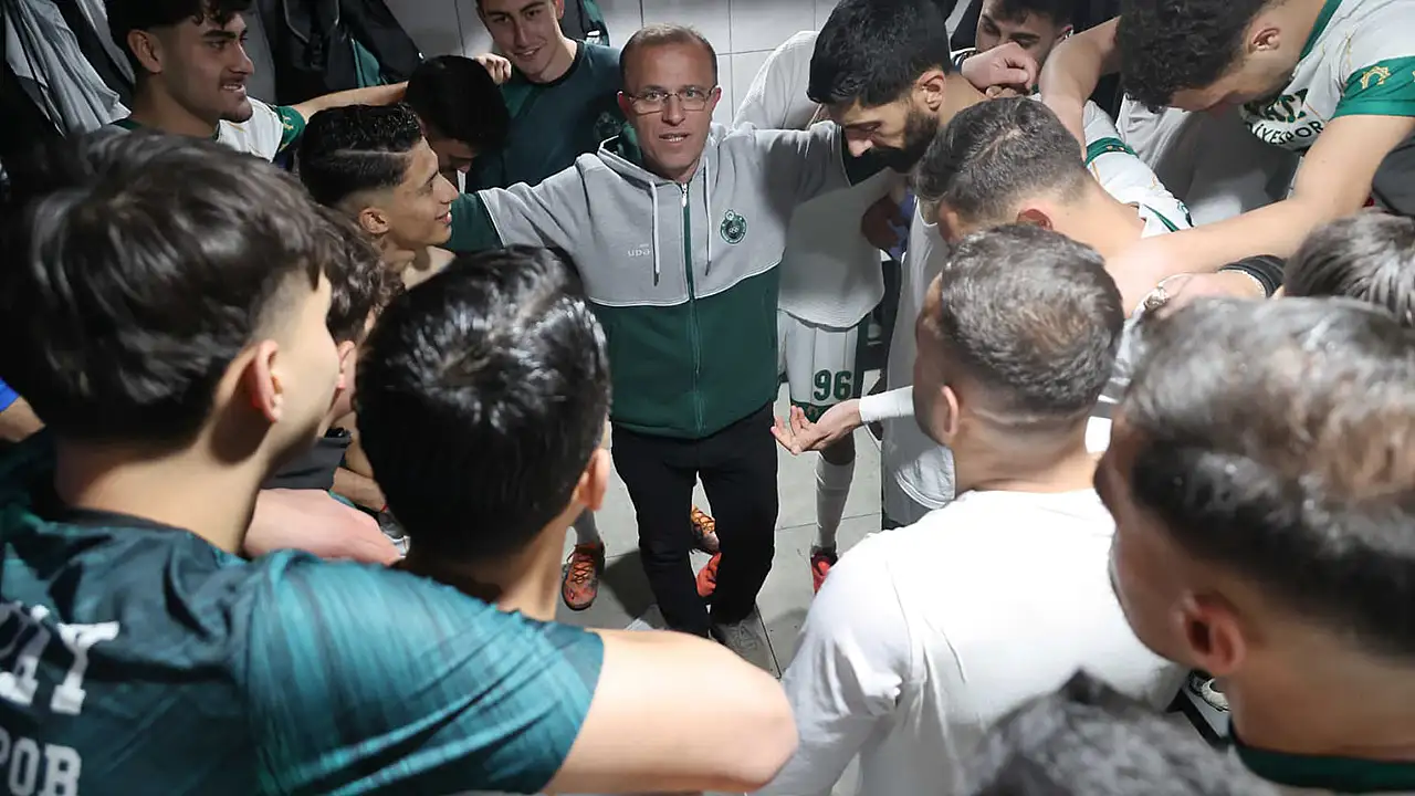 Karatay Belediyespor namağlup şampiyon