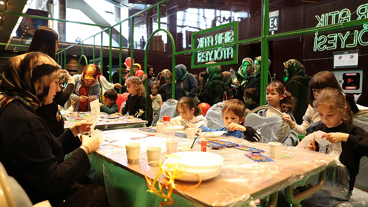 Anadolu'nun en büyük çocuk kitap etkinliği olan Konya Çocuk Kitap Günleri, 5 gün süren program boyunca on binlerce minik ziyaretçiyi ağırladı.