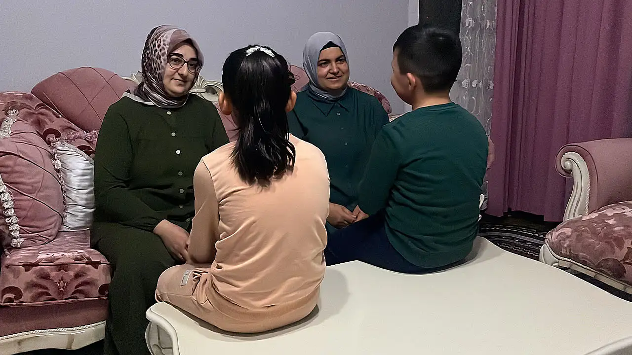 Konya'da okulda skandal: Çocukları veliler darp etti!