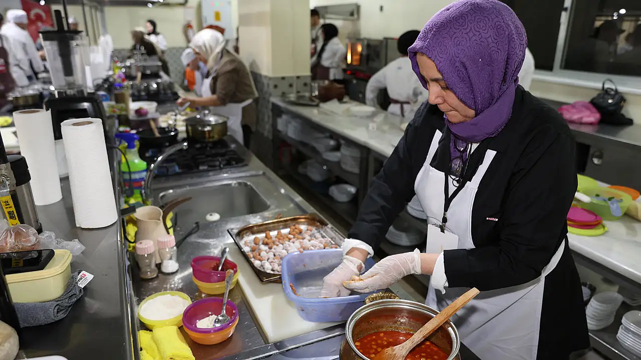 Konya'nın sofrasında yarış başladı