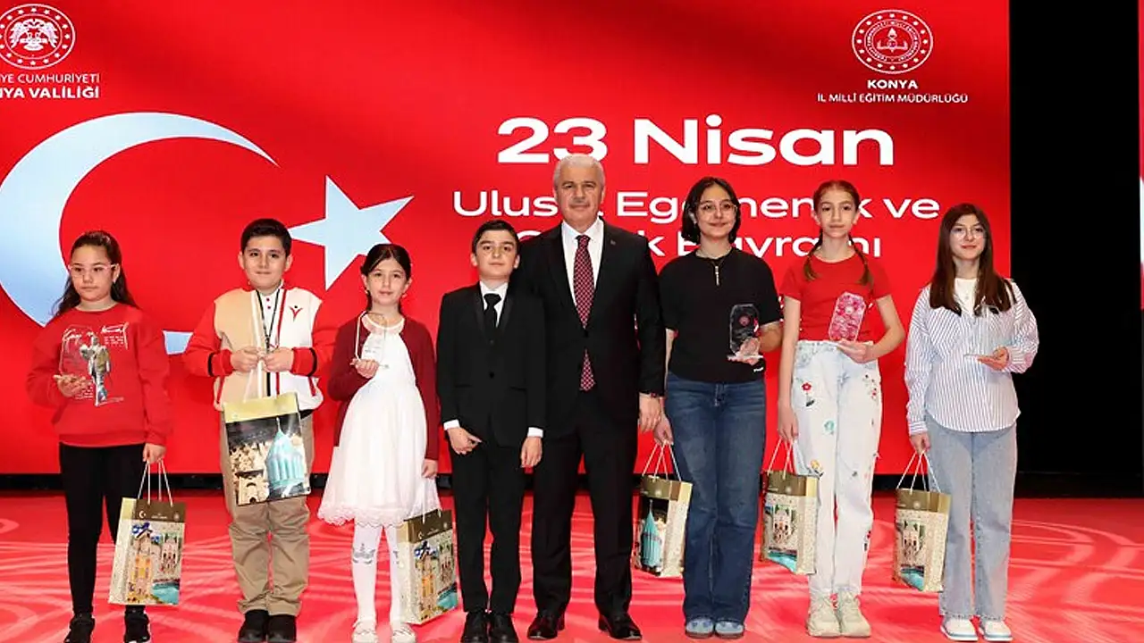 Konya Valisi Akın, makam koltuğunu devretti