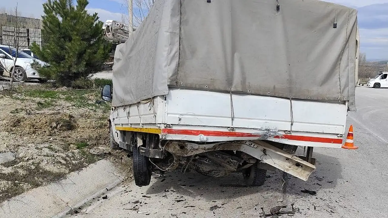 Konya yolunda yürekleri ağza getiren kaza!