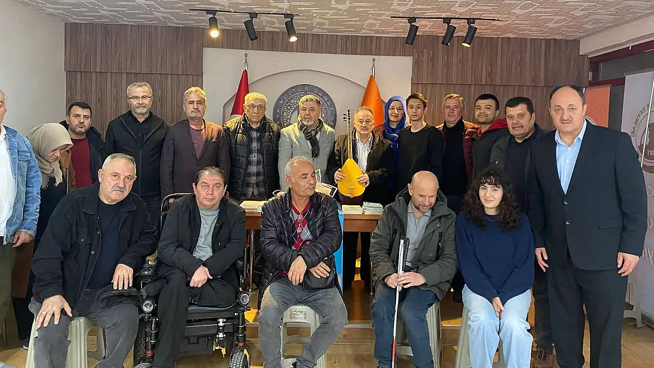 Konyalı yazar okurlarıyla buluştu