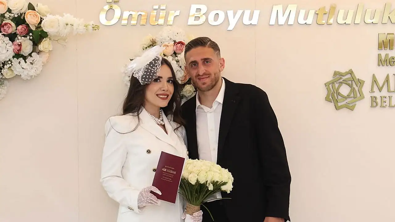 Konyasporlu futbolcudan en anlamlı imza!