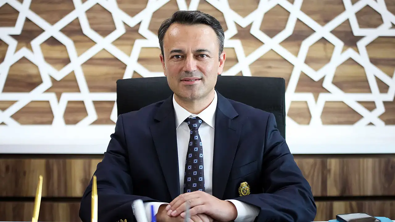 NEÜ Diş Hekimliğinden uluslararası başarı