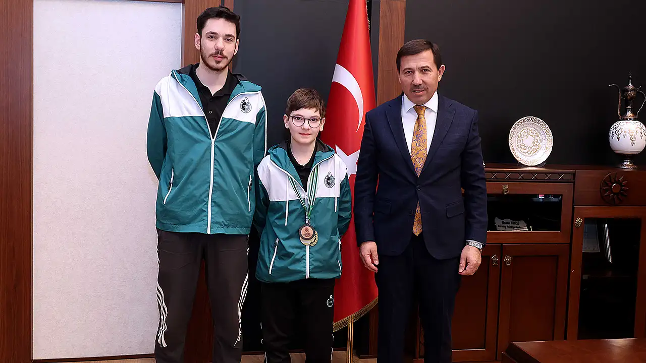 Şampiyon Efe, Başkan Kılca'yı ziyaret etti