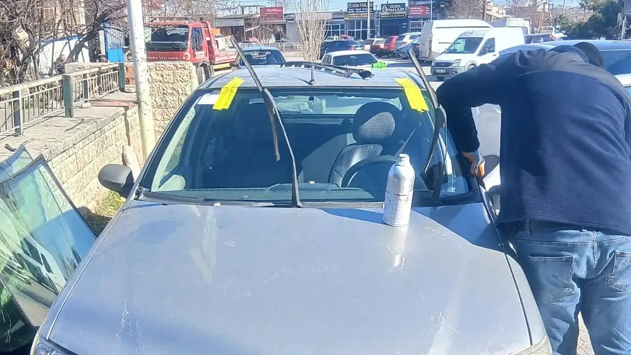 Selçuklu Oto Cam'dan ücretsiz cam değiştirme hizmeti