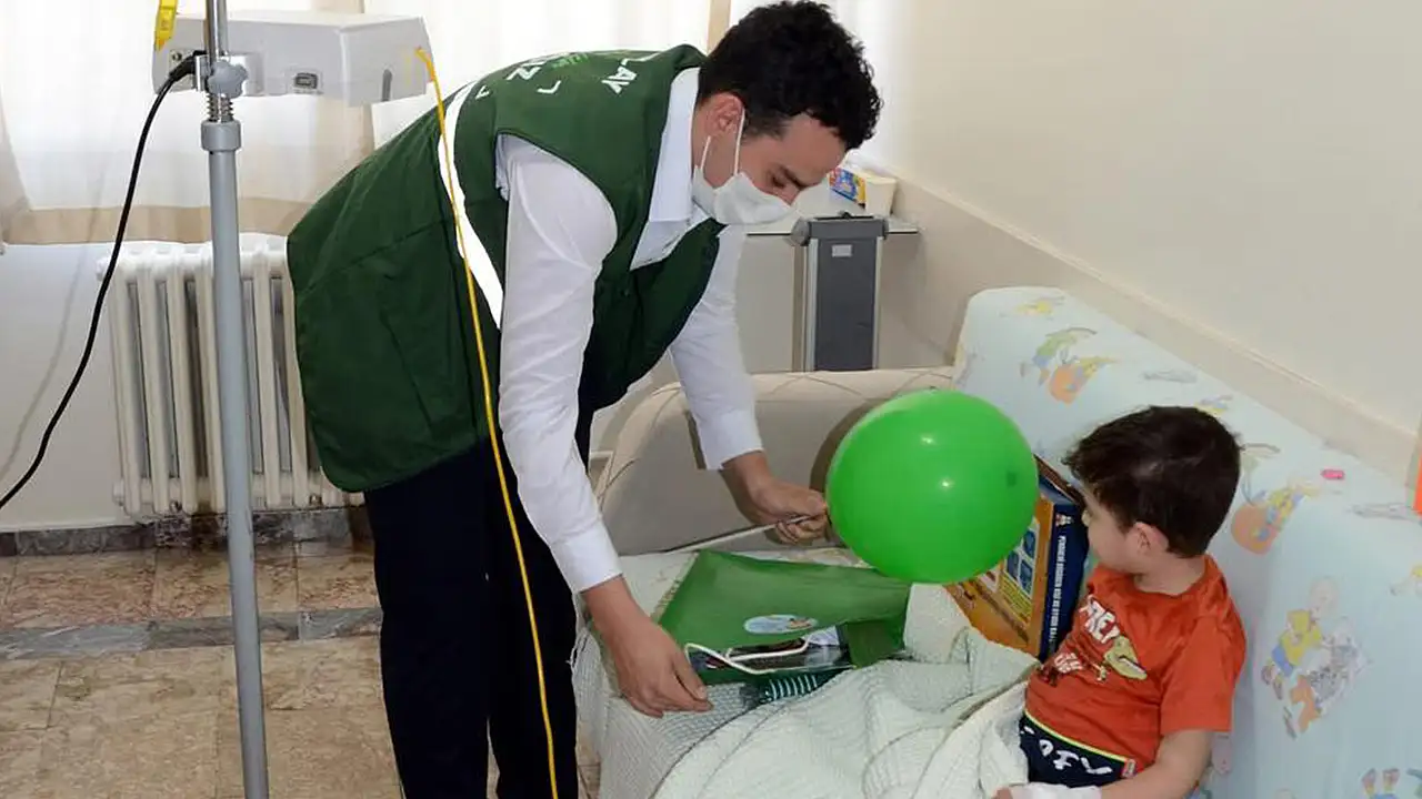 Yeşilay Konya'dan 23 Nisan'da anlamlı ziyaret