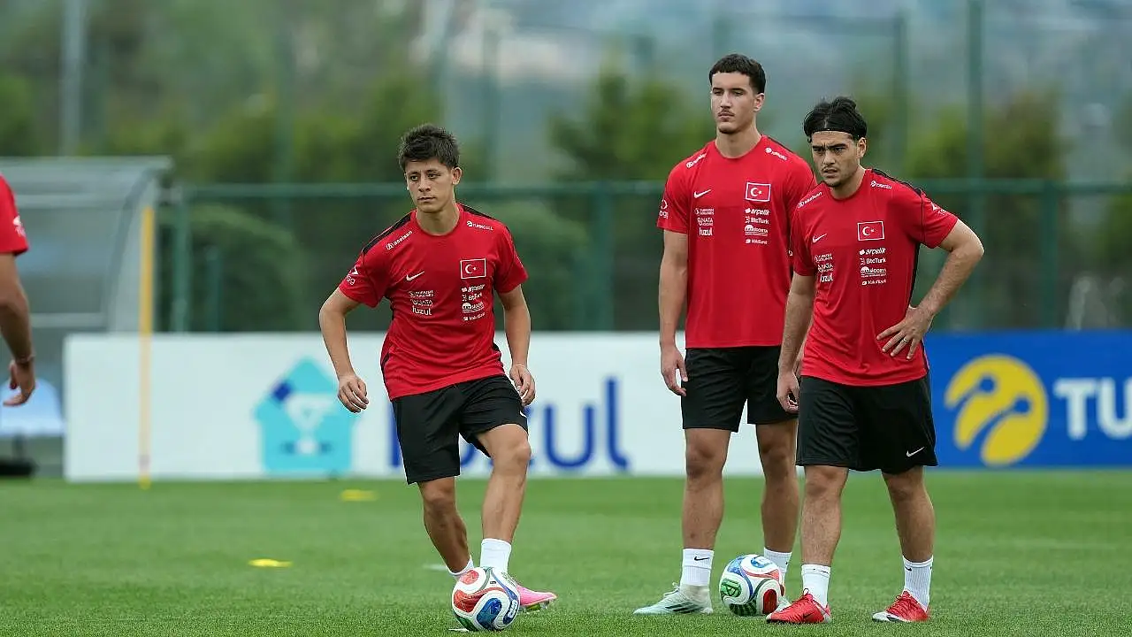 A Mili Futbol Takımı, çalışmalara başladı