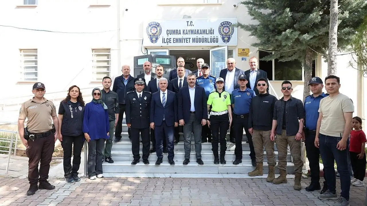 Konyalı Bakan Çiftçi, baba ocağında