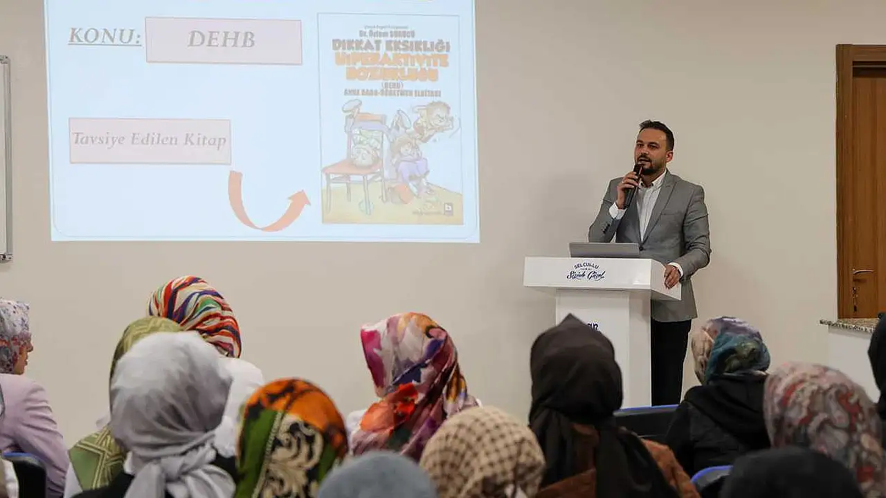 Selçuklu Belediyesi bünyesinde hizmet veren Hatice Hatun Mahalle Külliyesi Çocuk Mektebi 4-6 yaş grubu çocukların ailelerine yönelik eğitim seminerlerine ev sahipliği yaptı.