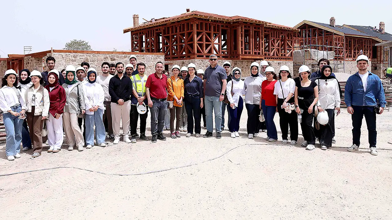 Karatay'da öğrenciler teorik bilgilerini sahada uyguladı