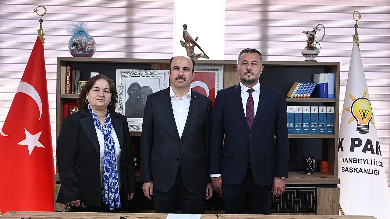 Cihanbeyli ilçesinde inşası yarım kalan Murat Kurum Öğretmenevi'nin yapım işini Konya Büyükşehir Belediyesi üstlenerek çalışmaları yerinde inceledi.