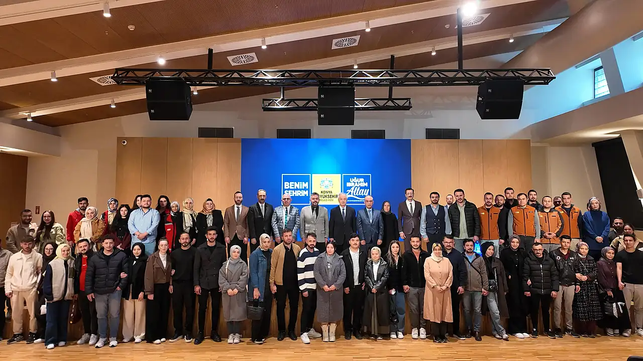 Konya Büyükşehir Belediyesi tarafından yeni yuva kuran çiftlerin huzurlu bir yaşam sürmelerini desteklemek amacıyla hayata geçirilen Evlilik Eğitimi Programı Taş Bina'da başladı.