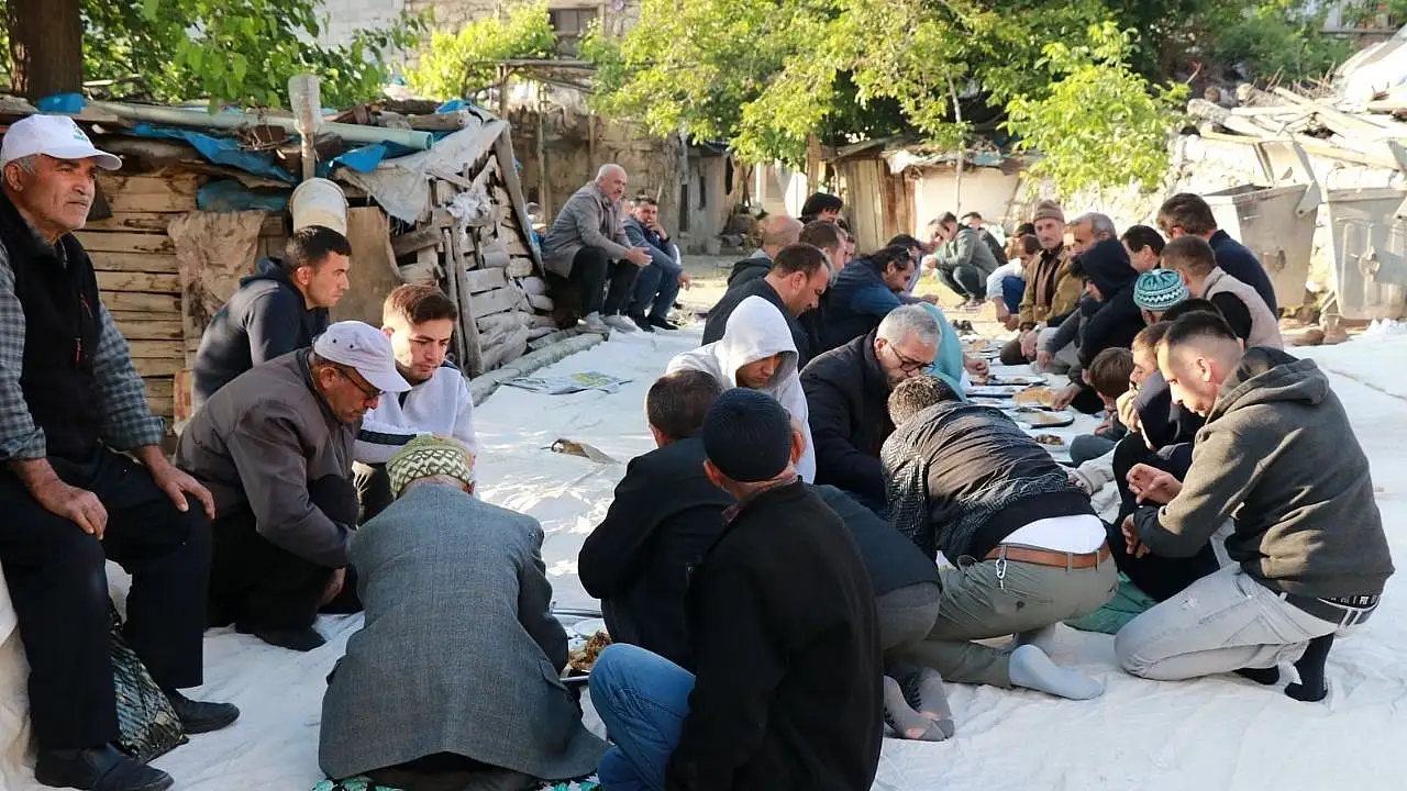 Konya'da bayramlarda yapılan asırlık gelenek devam ediyor