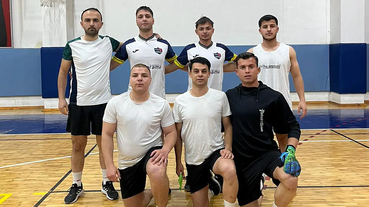 Konya'da dostluk turnuvası başladı