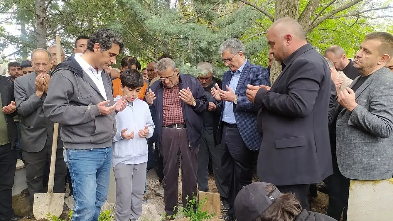 Konya'da Fatih Konuk dualarla defnedildi