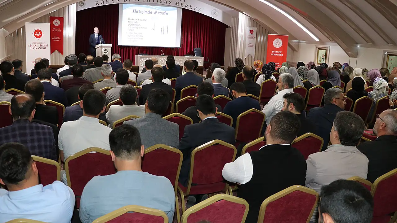 Konya İl Müftülüğünde sosyal hayatta adab-ı muaşeret konuşuldu
