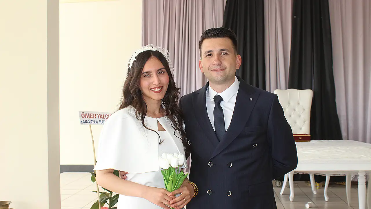 Şekeroğlu Düğün Salonu Tesisleri'nde gerçekleşen törene Konya İl Jandarma Komutan Yardımcısı Albay Uğur Yıldırım ve çok sayıda askeri personel katıldı.