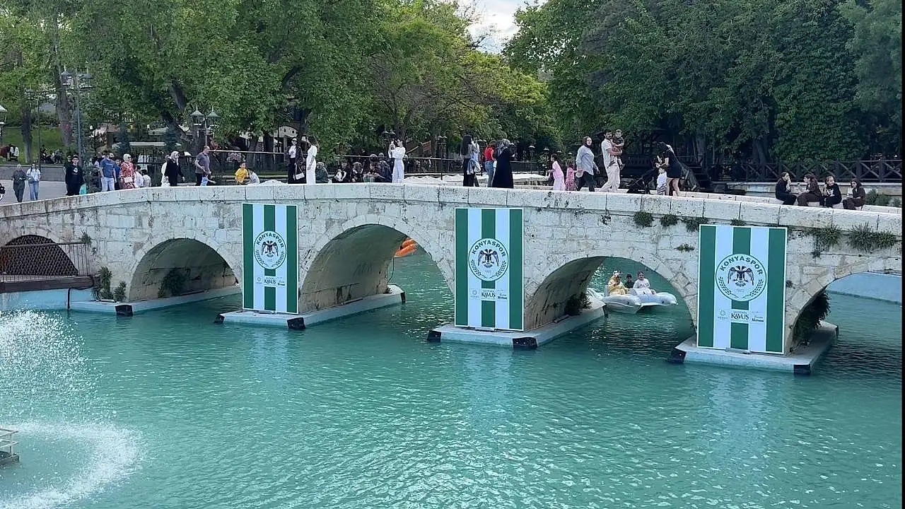 Konya Meram Bağlarına akın etti