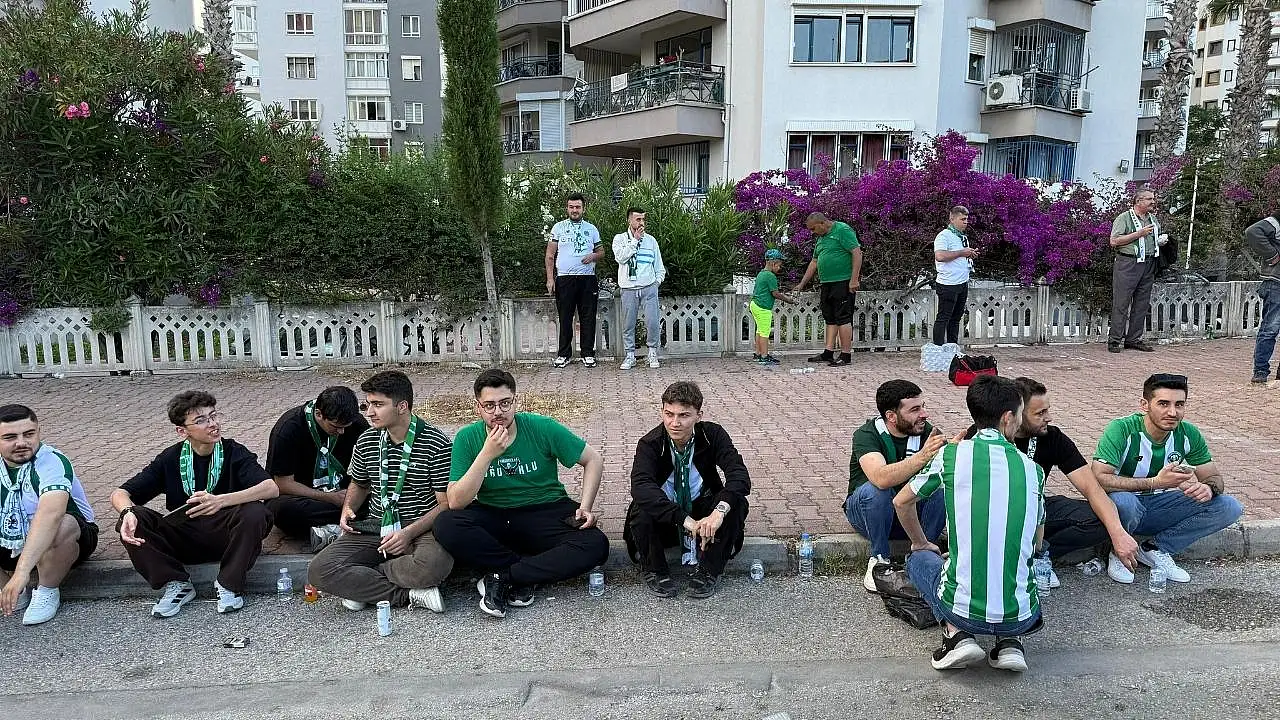 Konyaspor'lu taraftarların coşkusu arttı