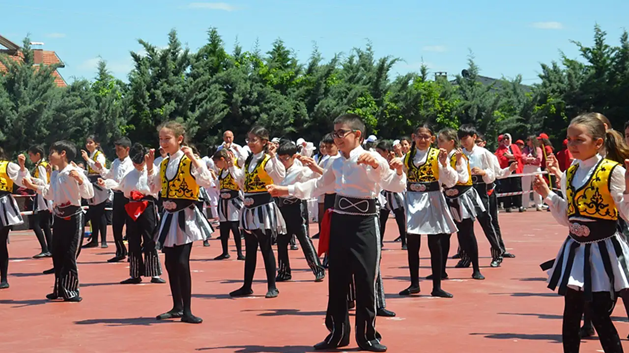 Yöntem' de 23 Nisan etkinliklerle kutlandı