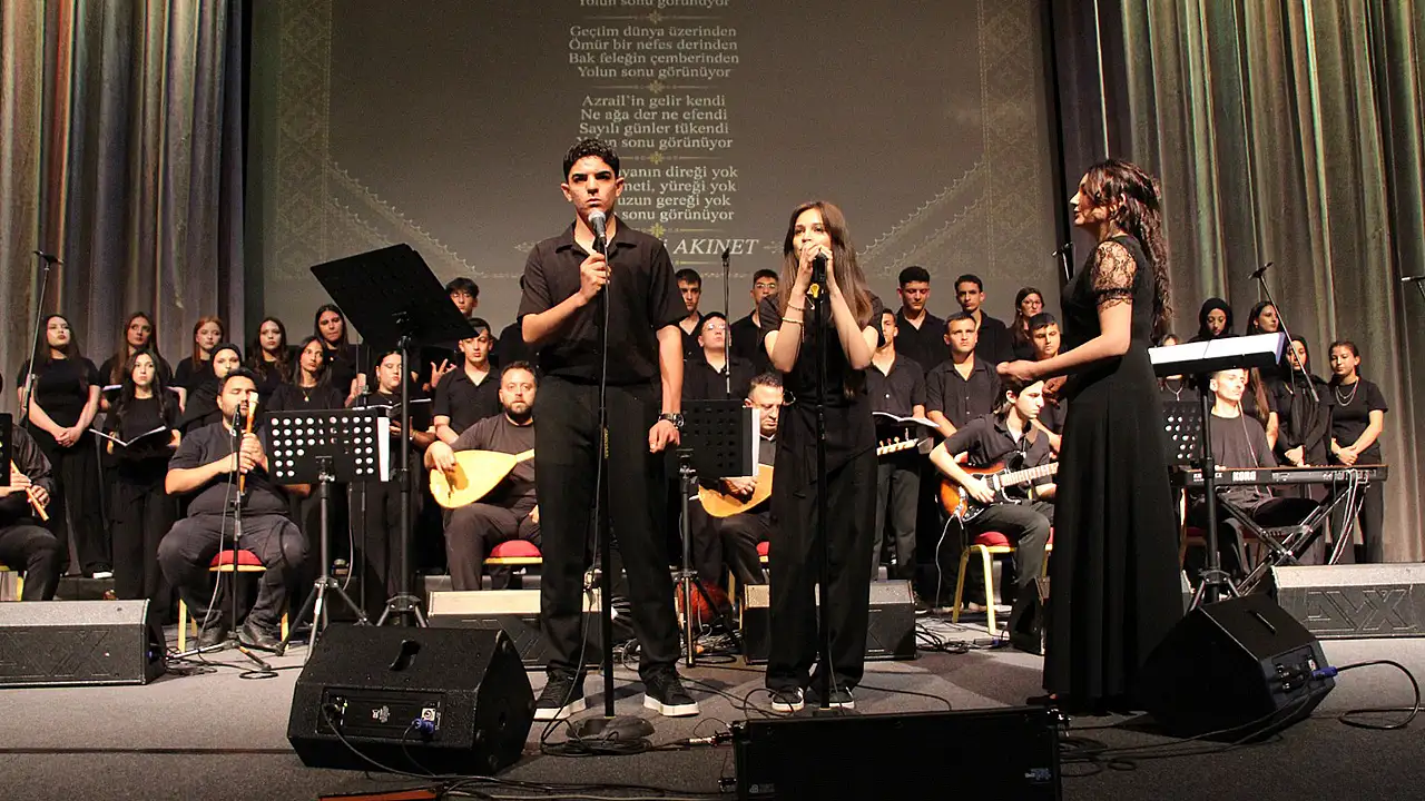 Gençlerden ilham veren konser