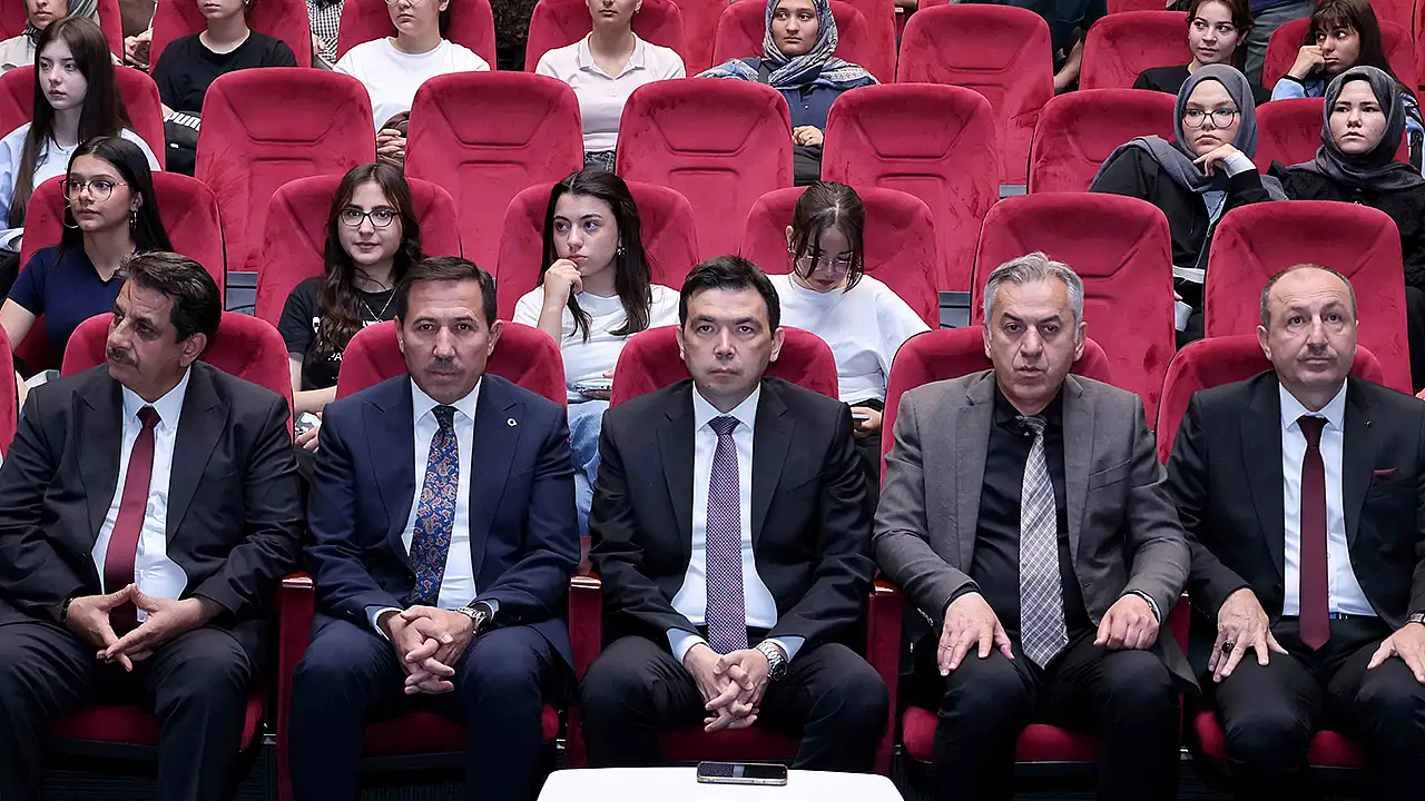 Karatay'dan gelecek için çağrı
